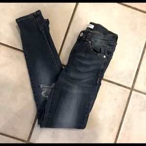 🎉HP🎉Blanc & Eclare Distressed Skinny Denim 24